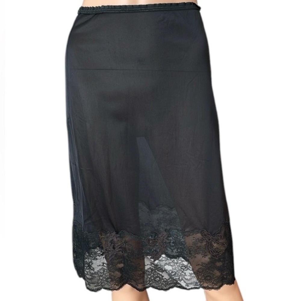 Vintage Black Lace Trim Half Slip - Med